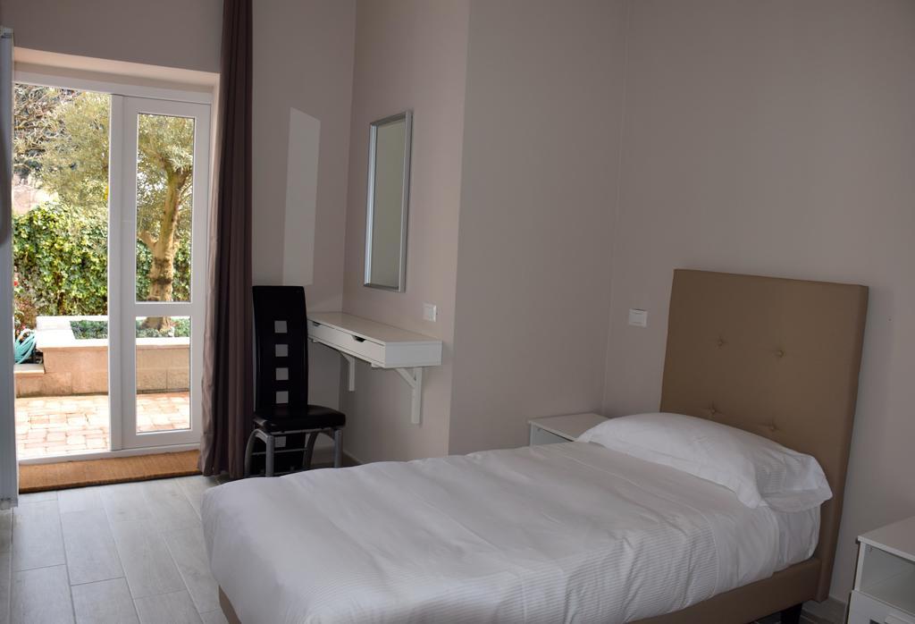 B&B Leonardo Rho Quarto foto